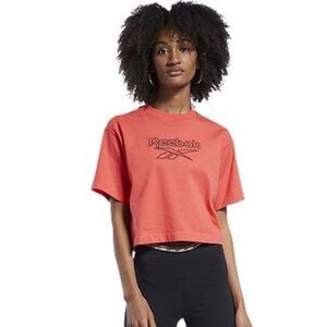 Reebok Women's Classics Big Logo Crop T Shirt- NWT